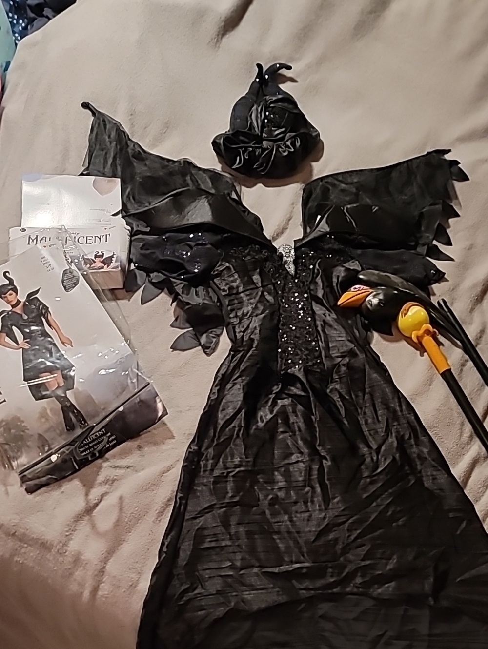 Maleficent Witch Costume with Hat/Horns, Wings, Diablo Staff -small